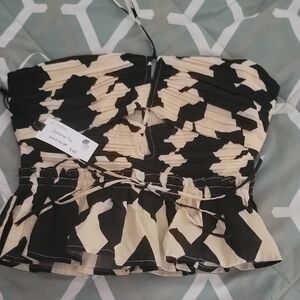 Astr Black and Cream Geometric Top